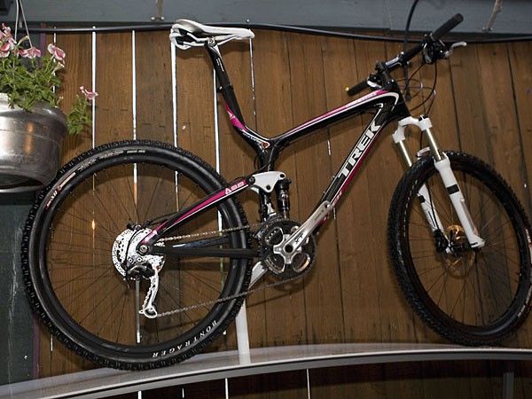 The Top Fuel 9.8 in women-specific
