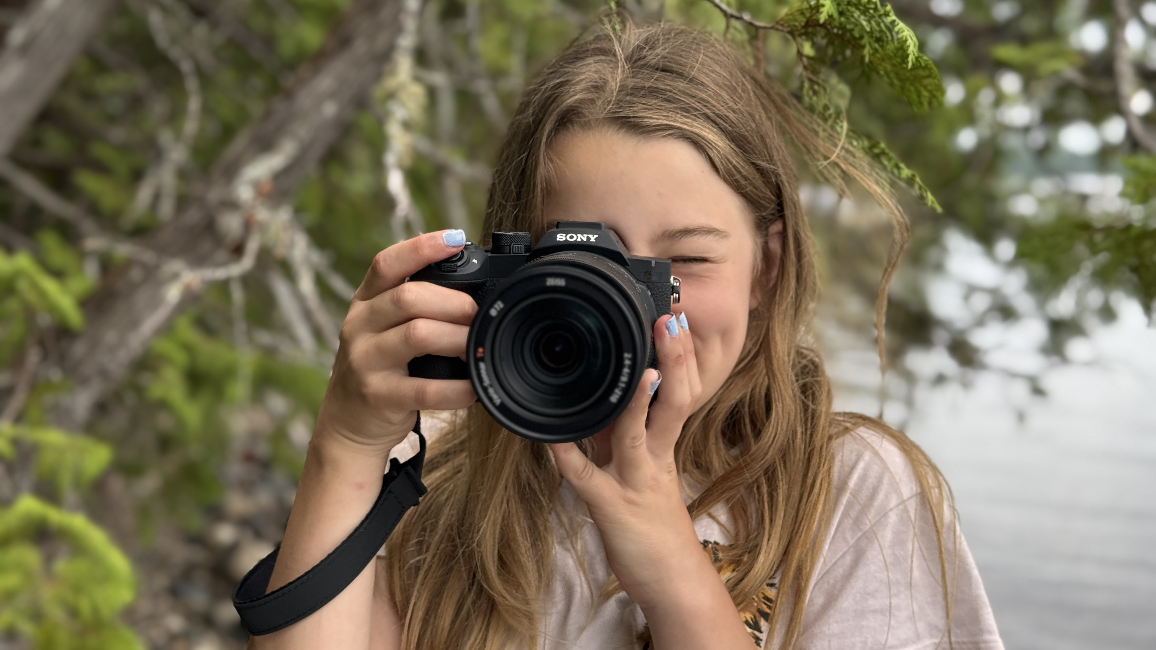 A pre-teen with the Sony RX10 V