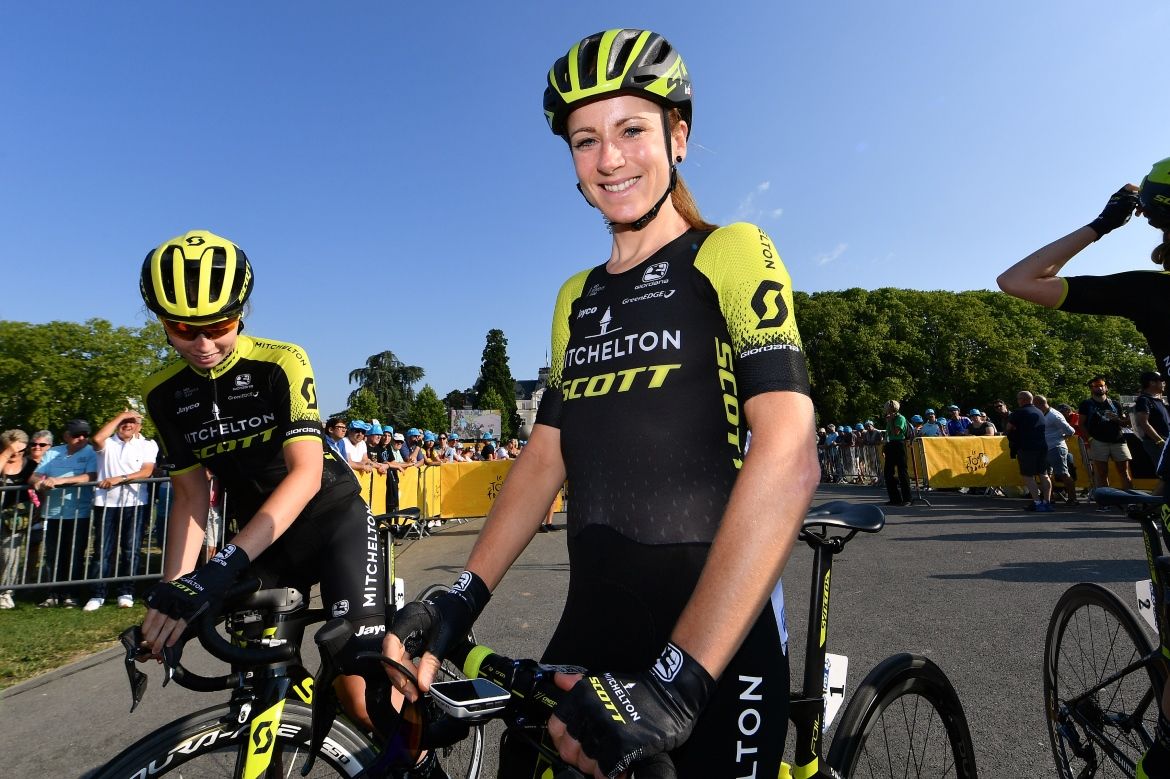 Annemiek van Vleuten at the start of the day