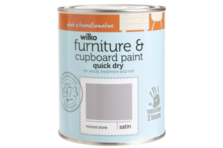 Wilko Quick Dry Wood and Metal Black Matt Paint 250ml