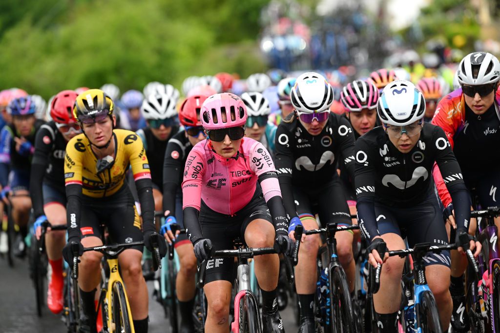 MARKINA SPAIN MAY 12 LR Magdeleine Vallieres of Canada and Team EF EducationTIBCOSVB and Sara Martn of Spain and Movistar Team compete during the 2nd Itzulia Women 2023 Stage 1 a 1222km stage from Etxebarria to MarkinaXemein UCIWWT on May 12 2023 in Markina Spain Photo by Dario BelingheriGetty Images