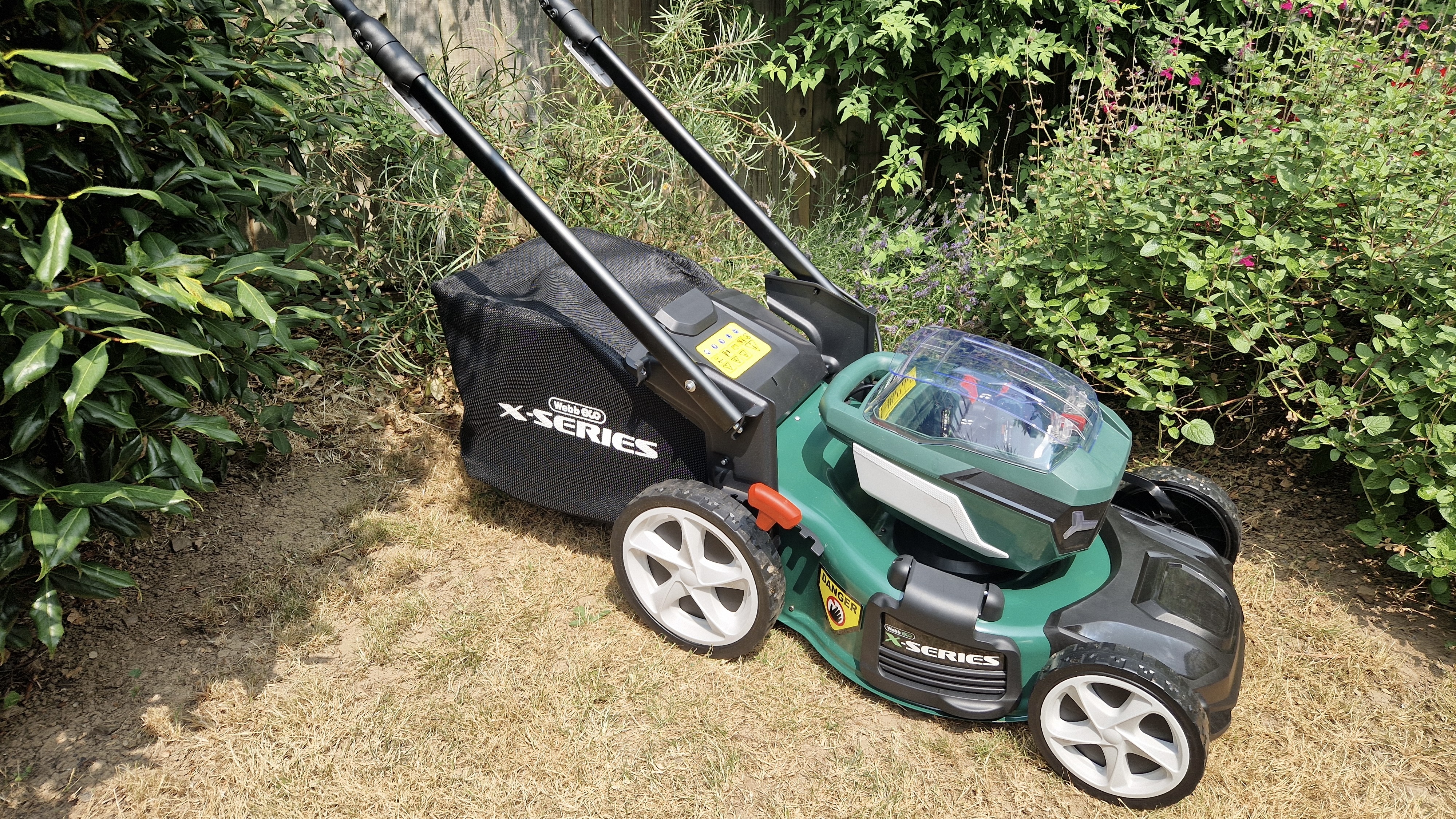 Webb WEV20X2LM47SPB4X 40V Lawnmower