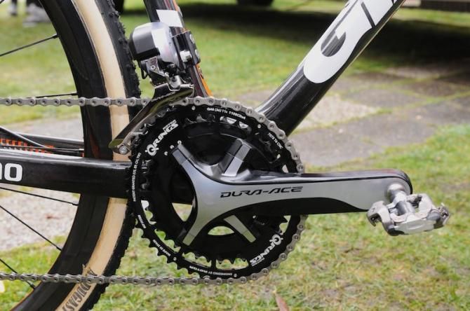 The Dura Ace crankset is fitted with Rotor's oval Q rings in Vos's favoured 38/46t combination