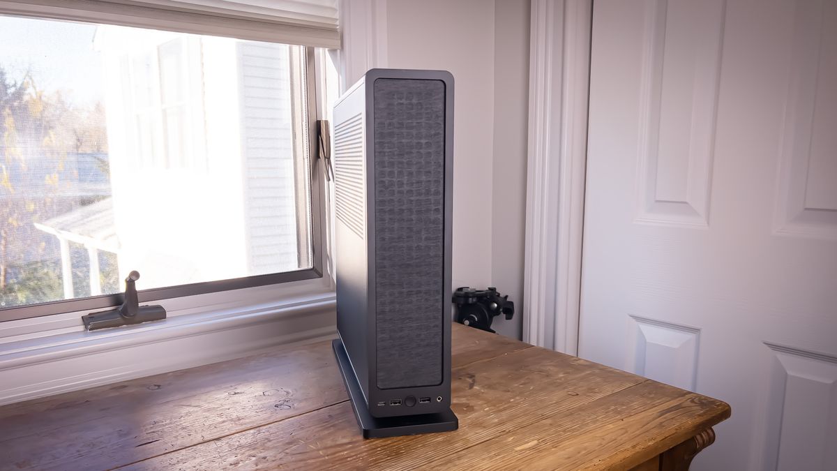 Fractal Design Ridge Evaluate: Tall, Slim and Considerably Roomy