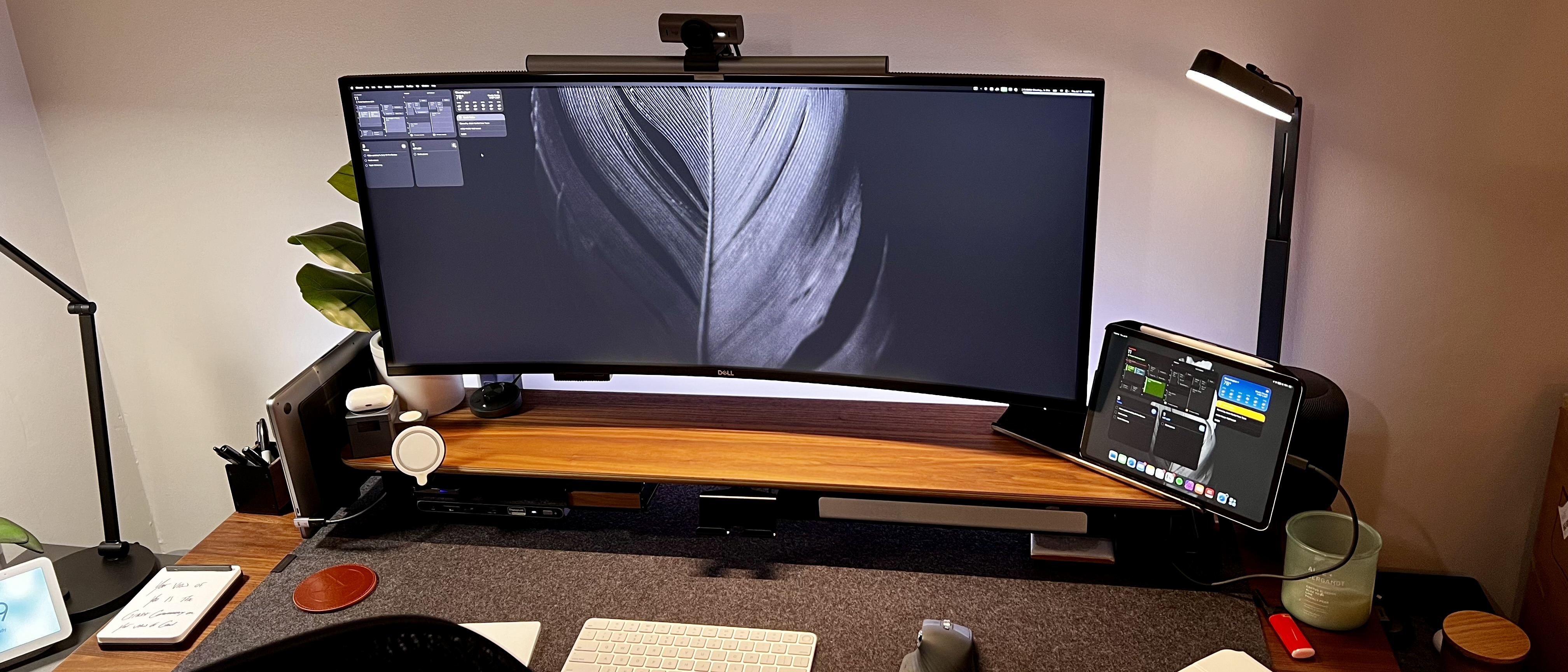 Dell U4025QW curved Thunderbolt hub monitor review | TechRadar