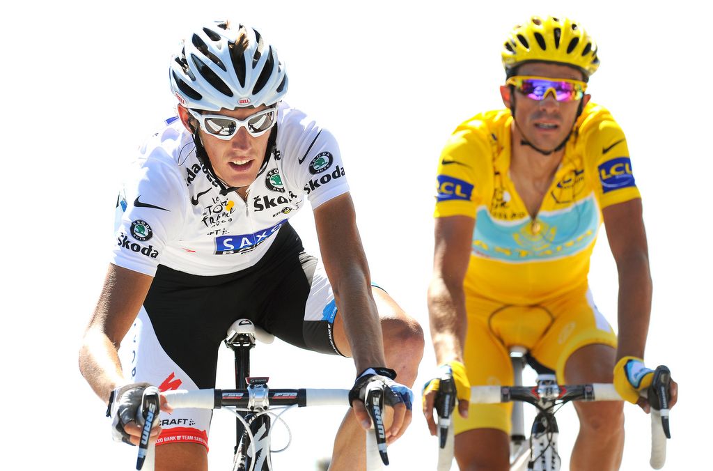 Andy Schleck and Alberto Contador cross the line together in 2009