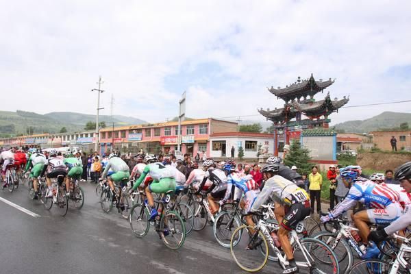 The riders pass another temple along the route to the township of Qinghai Lake.
