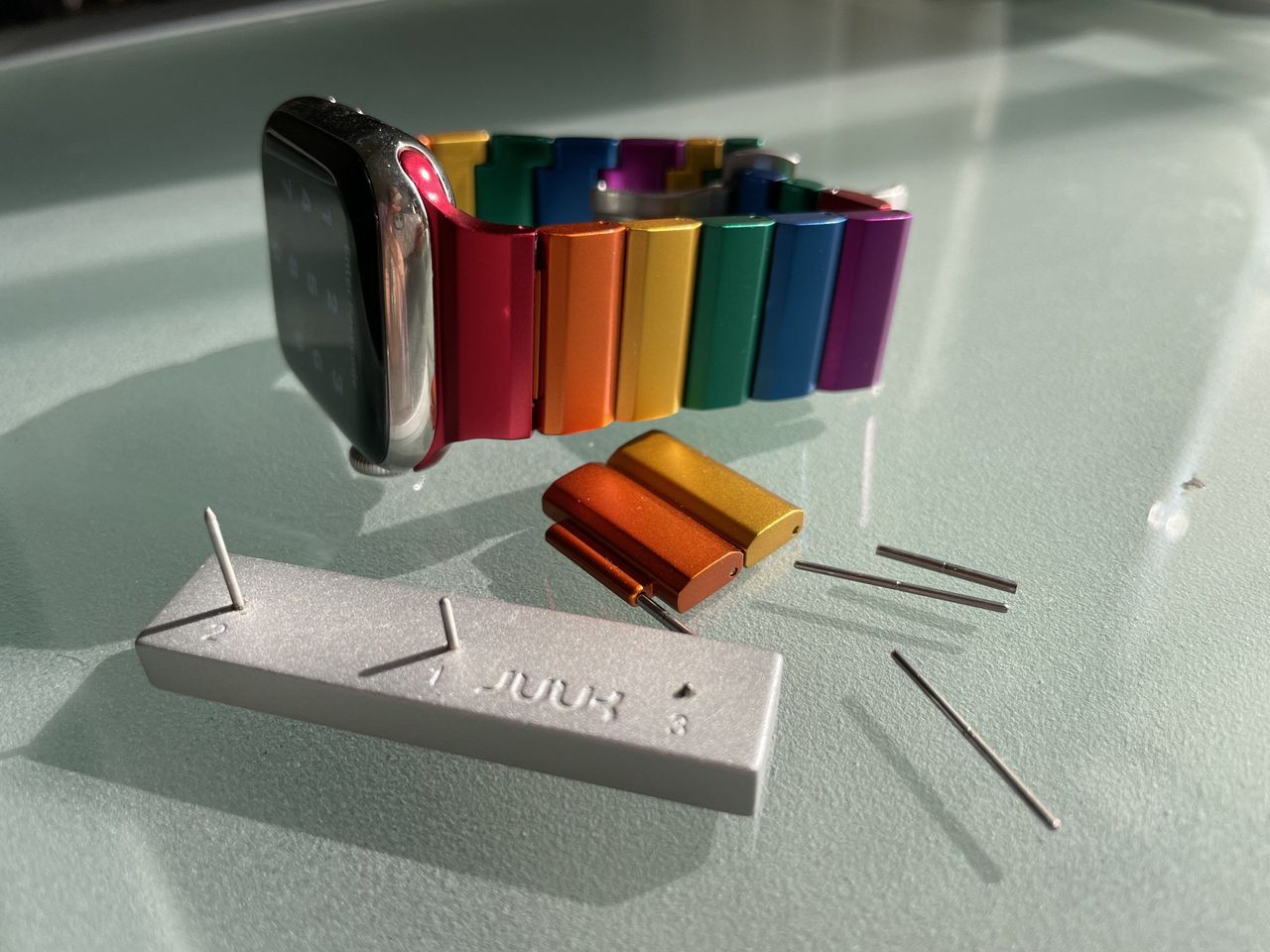 Juuk Ligero Apple Watch Band Lifestyle With Sizing Tool And Extra Links Pins