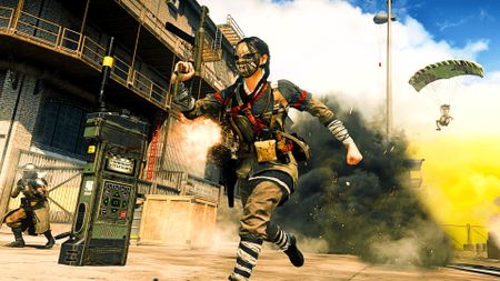 A Call of Duty: Warzone player runs from explosions in Season 4