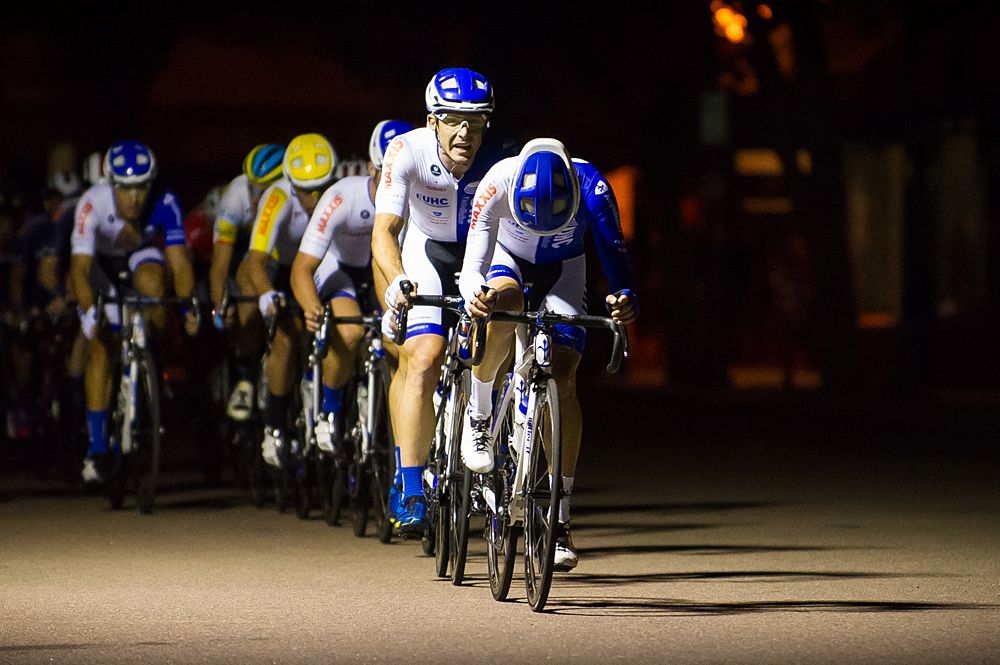 The UHC drives the field to bring in a lone rider off the front during the men's race.