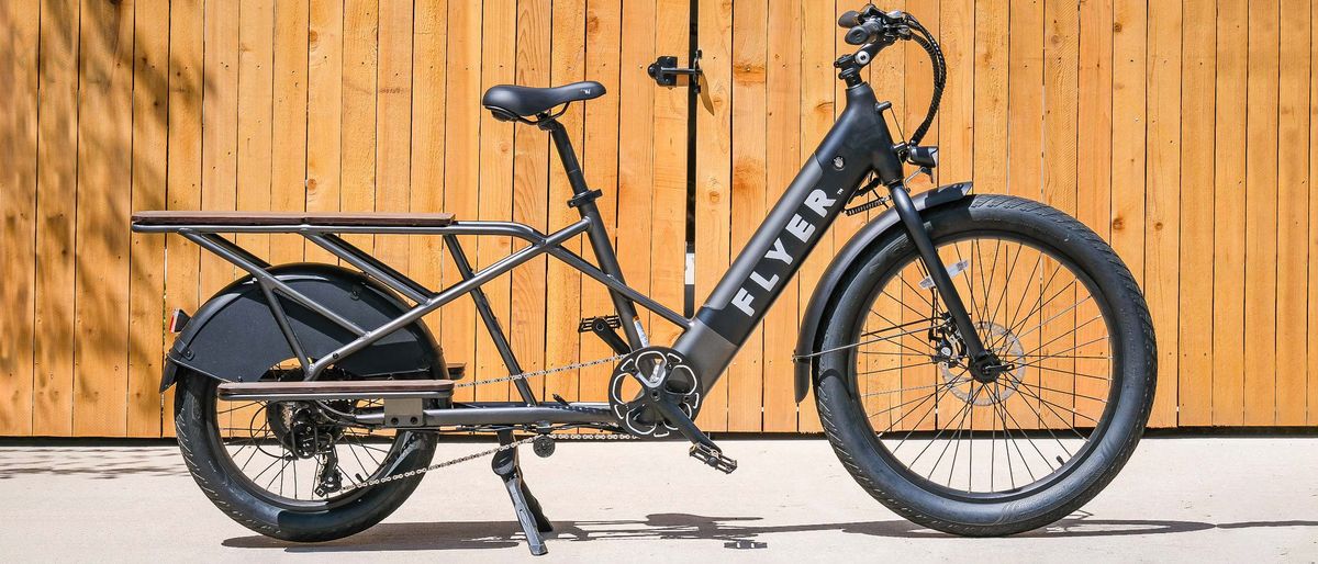 Flyer L885 e-bike parked outside