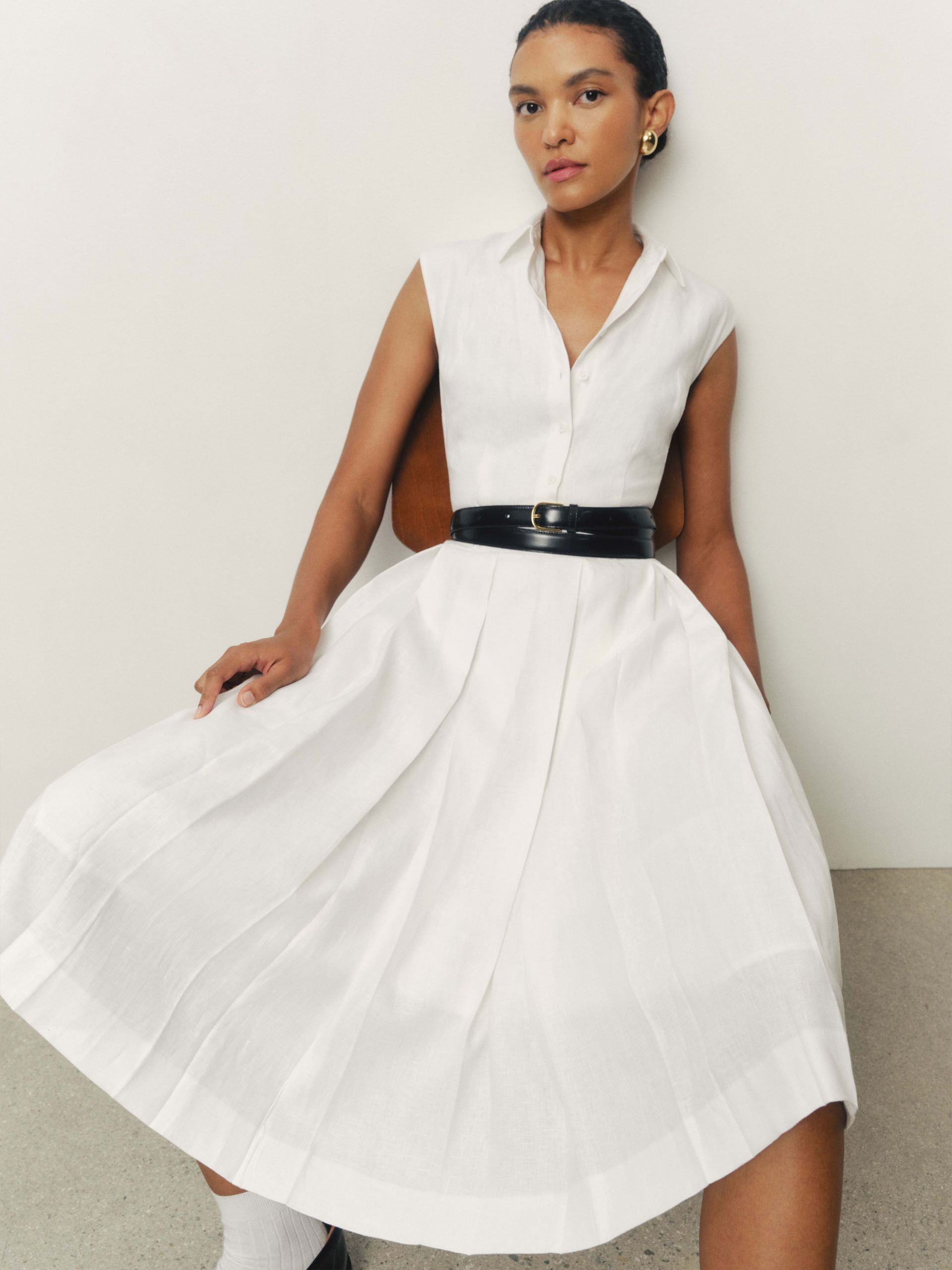 Prim Linen Dress