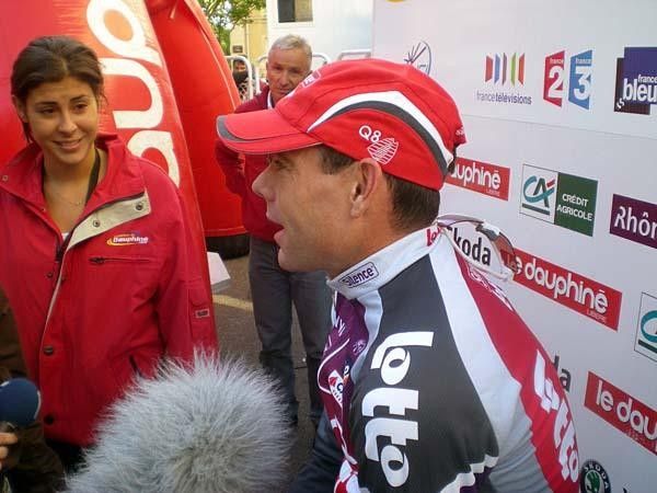 Cadel Evans is talkative after his win.