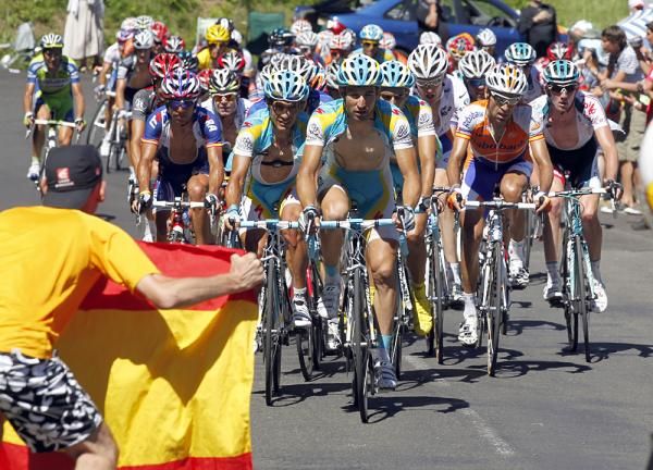 The Astana team set a furious pace, ripping the peloton to shreds.