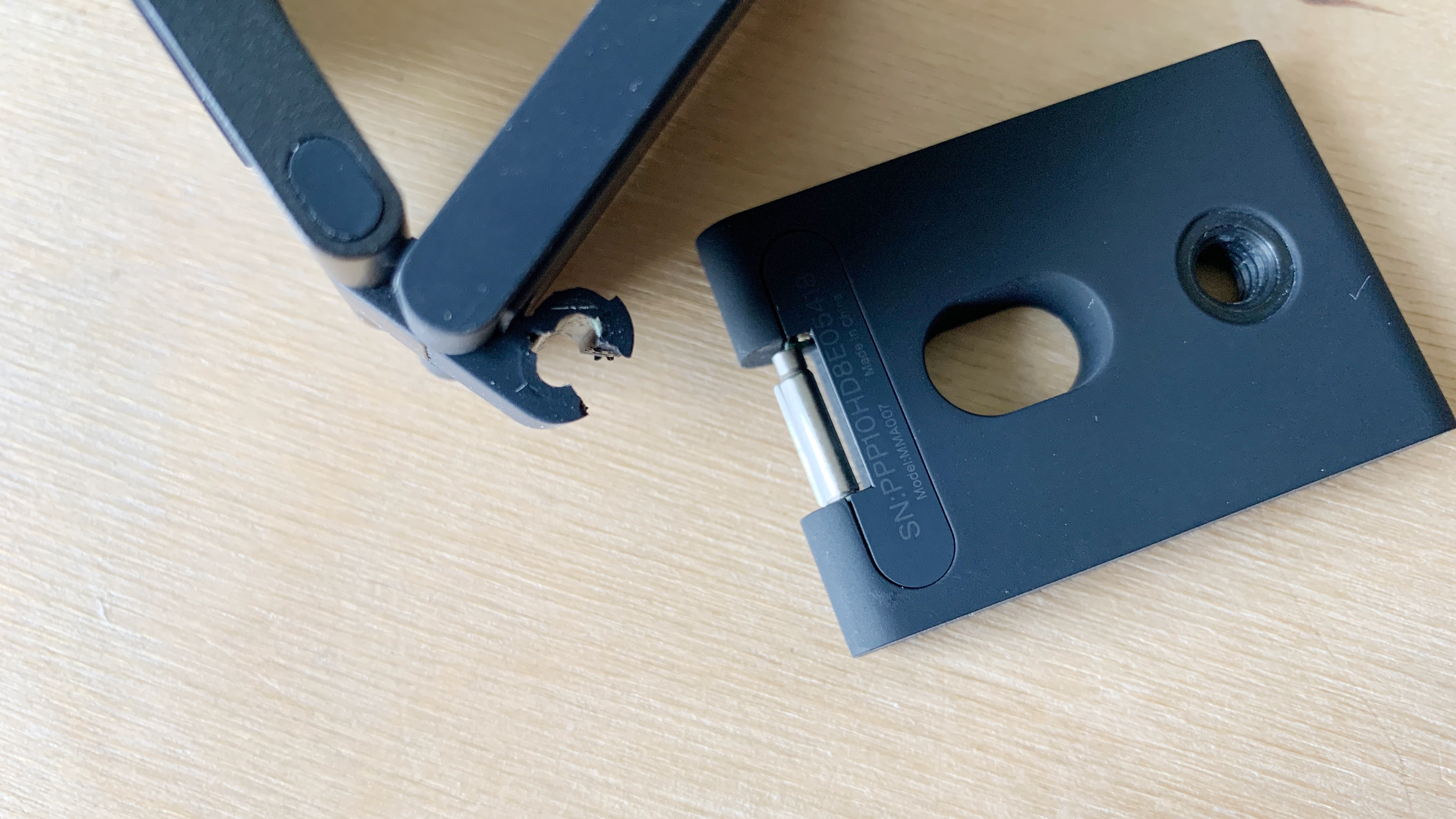 Belkin iPhone MagSafe Continuity Camera Mount