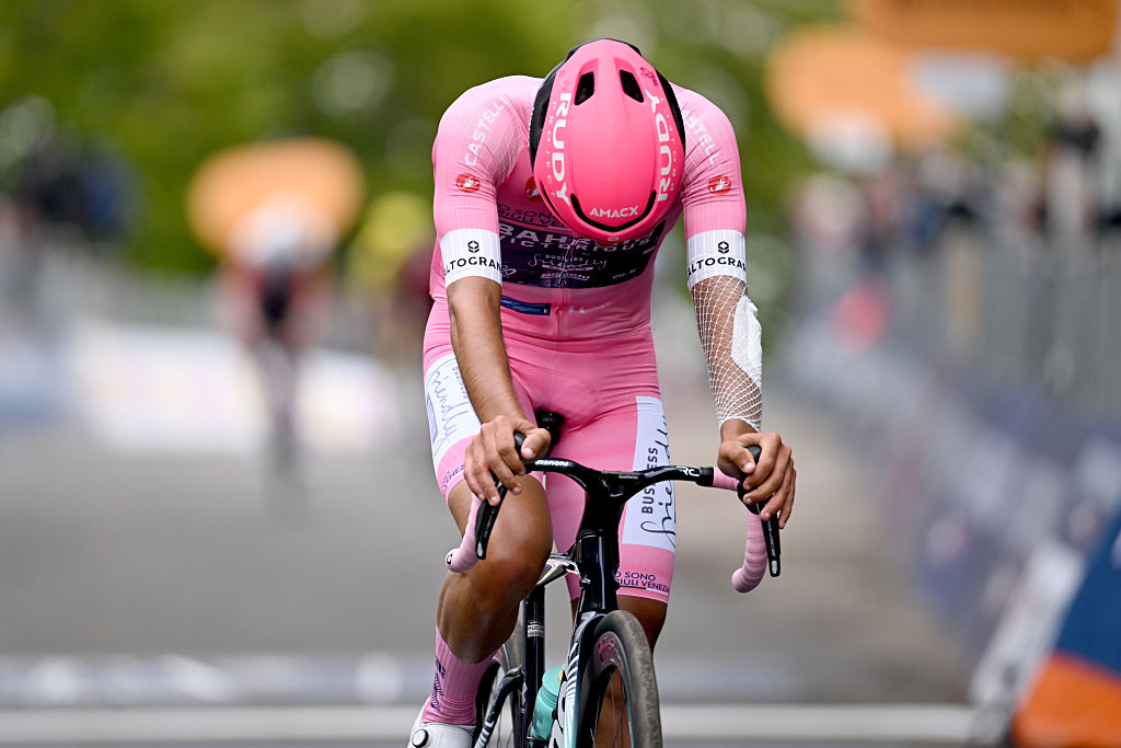 CORNO ALLE SCALE, ITALY - MAY 17: Afonso Eulalio of Portugal and Team Bahrain - Victorious - Pink Leader Jersey crosses the finish line during the 109th Giro d&amp;amp;apos;Italia 2026, Stage 9 a 184km stage from Cervia to Corno alle Scale 1469m / #UCIWT / on May 17, 2026 in Corno alle Scale, Italy. (Photo by Tim de Waele/Getty Images)