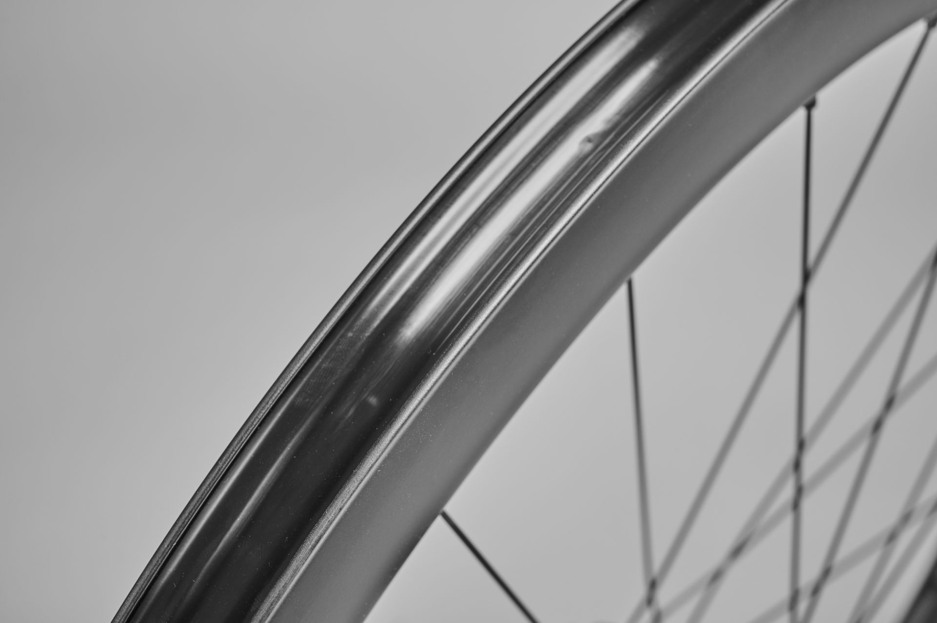Scribe Inception 50+ review: an affordable carbon wheelset that makes ...