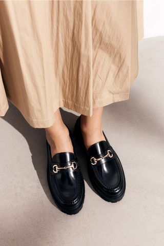 Sepatu Loafer Tebal