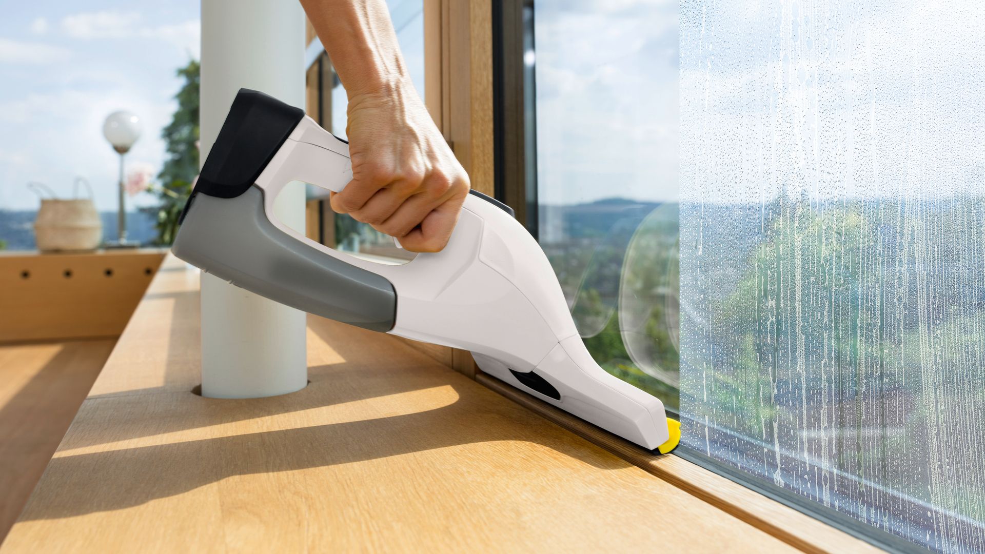 This “excellent piece of kit” window vac fixed my condensation problems – and it’s £30 off right now