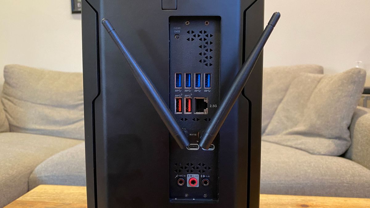 Corsair One i300