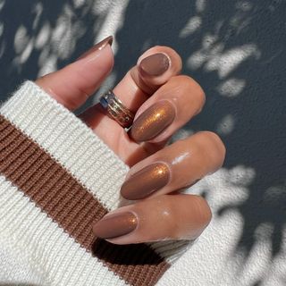 @themaniclub chocolate chrome nails