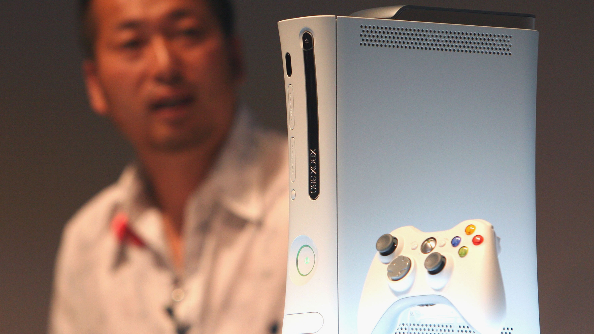 Microsoft's Xbox 360 game console is introduced during a press preview on May 13, 2005 in Tokyo, Japan.
