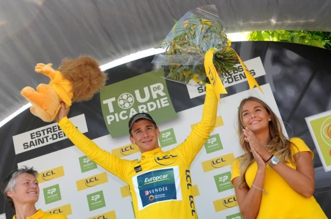 Bryan Coquard in the yellow jersey