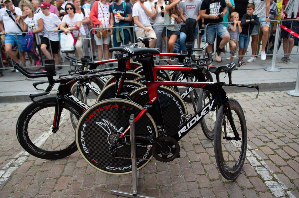 Lotto Soudal's Ridley Dean Fast TT bikes