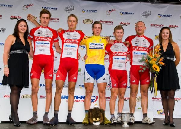 Team CykelCity took the top team award.