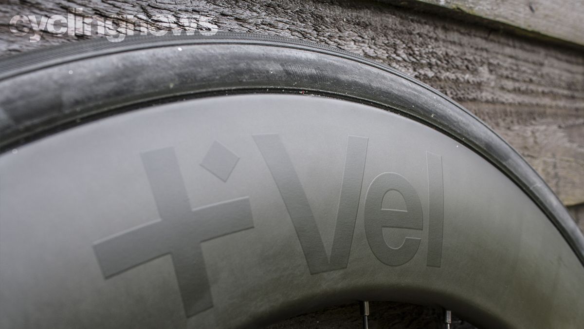 Vel 6085 RSL Disc wheels