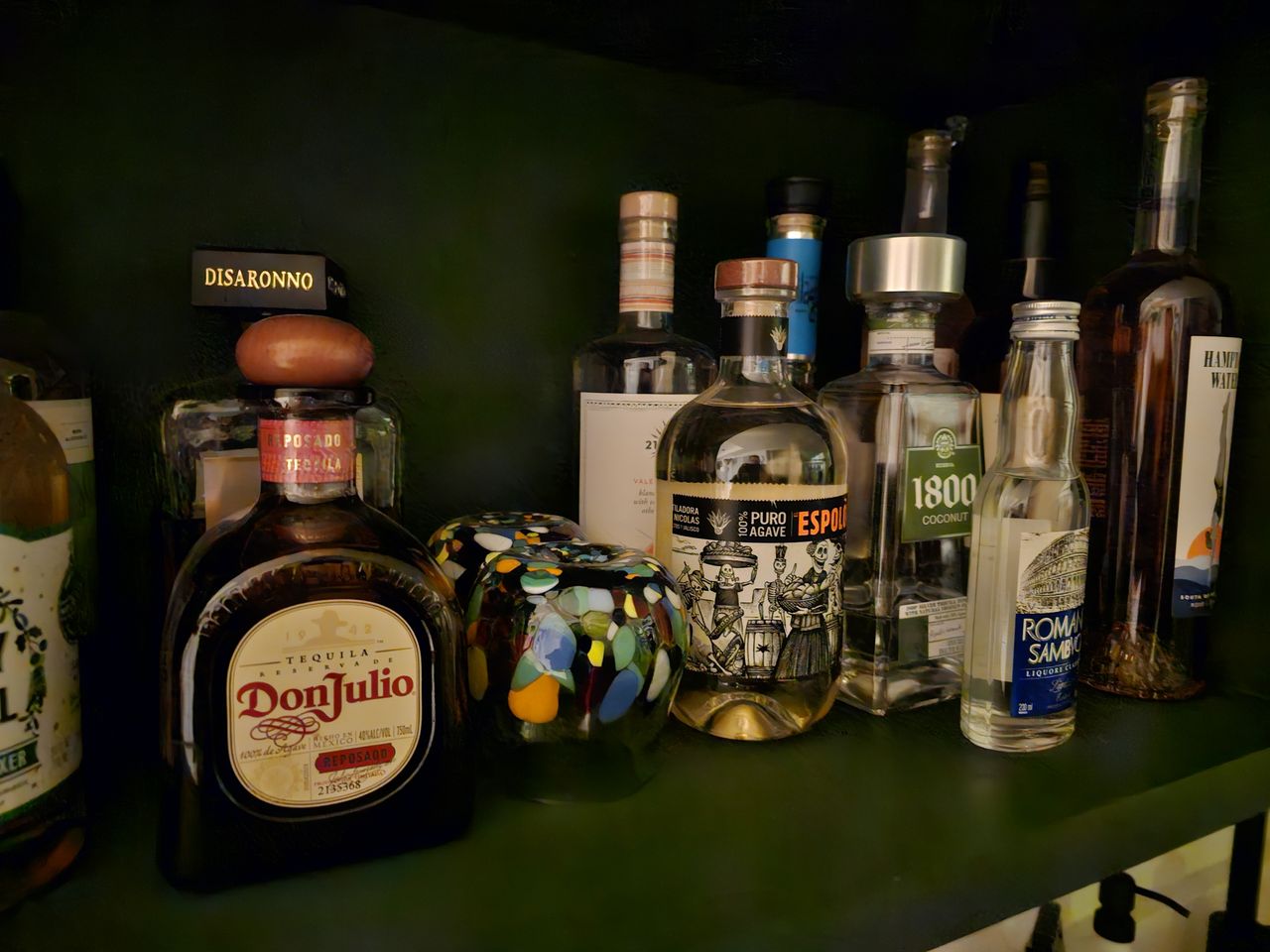 Samsung Galaxy S23 Ultra photo of bar