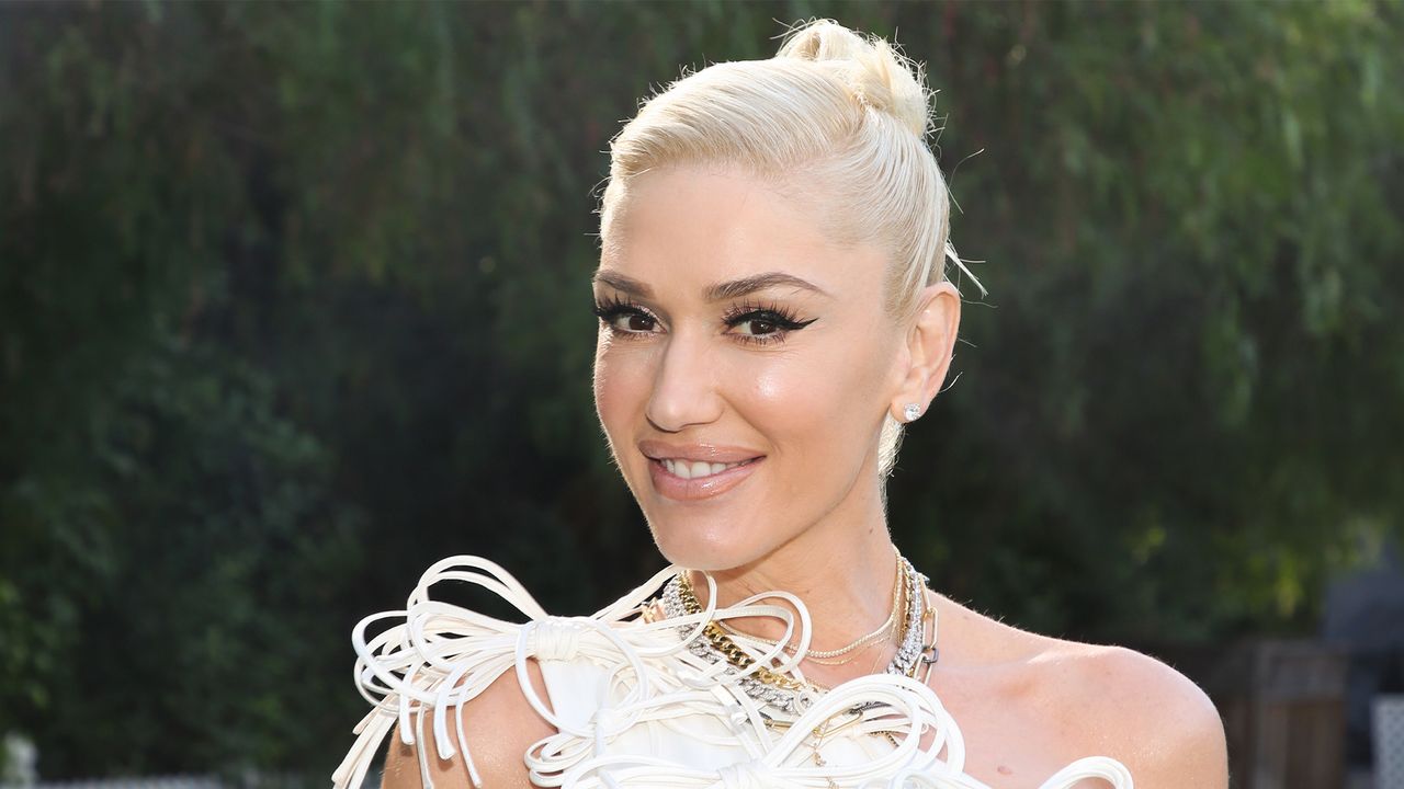 UNIVERSAL CITY, CALIFORNIA - DECEMBER 02: Singer Gwen Stefani visits Hallmark Channel&#039;s &quot;Home &amp; Family&quot; at Universal Studios Hollywood on December 02, 2020 in Universal City, California. (Photo by Paul Archuleta/Getty Images)