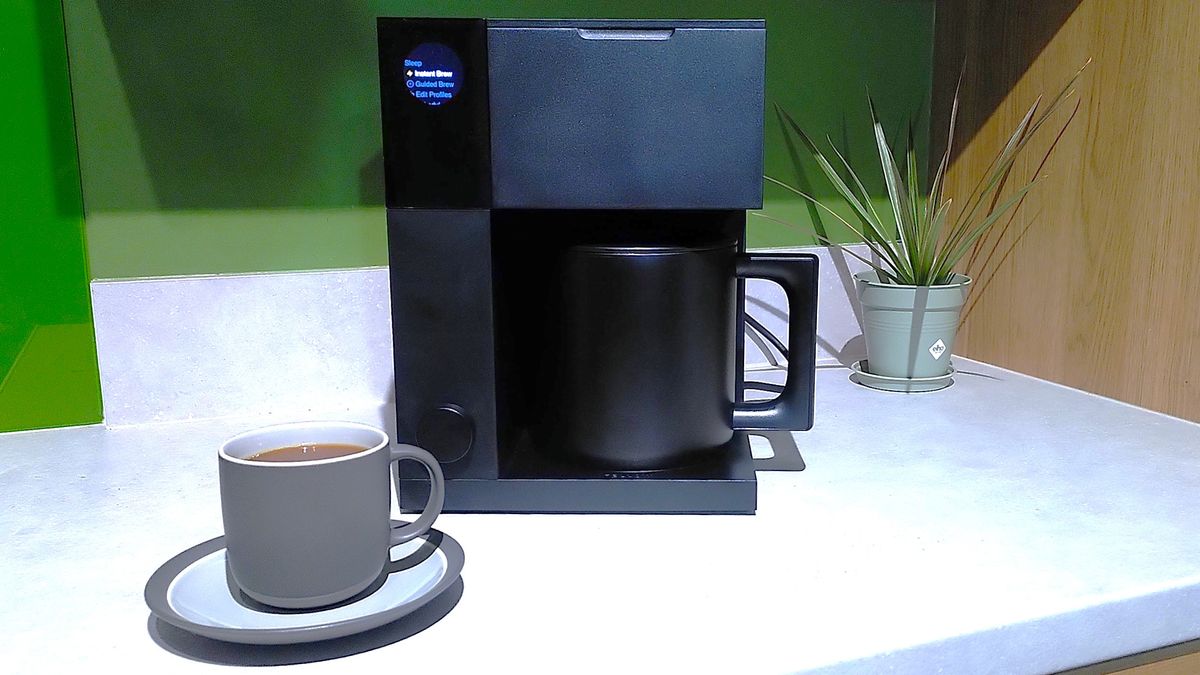 Fellow Aiden Precision Coffee Maker review: drip coffee just got a whole lot smarter