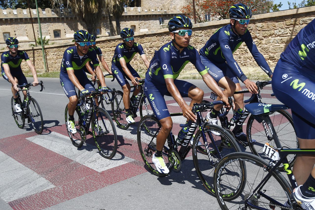 Nairo Quintana rides with Movistar on the rest day