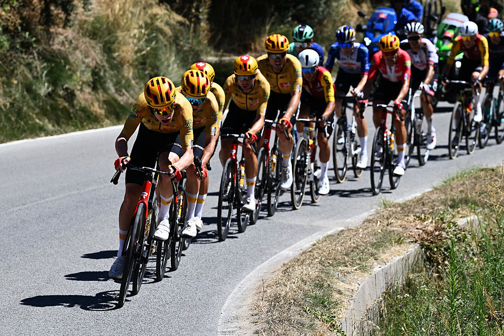 COLLADO DEL AGUACIL, SPAIN - SEPTEMBER 12: Andreas Leknessund of Norway and Team Uno-X Mobility competes in the breakaway during the La Vuelta - 81st Tour of Spain 2026, Stage 20 a 210.8km stage from La Calahorra to Collado del Alguacil 1887m / #UCIWT / on September 12, 2026 in Collado del Alguacil, Spain. (Photo by Tim de Waele/Getty Images)
