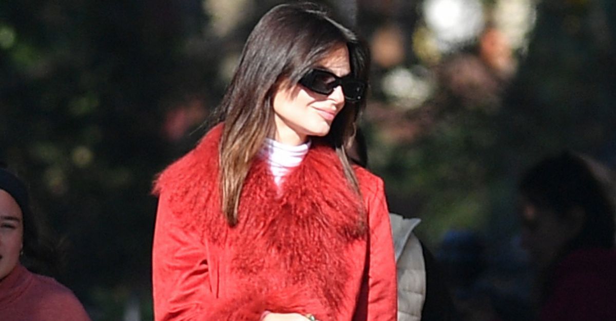 Emily Ratajkowski Just Wore a Shearling-Trim Coat in the Chicest Way