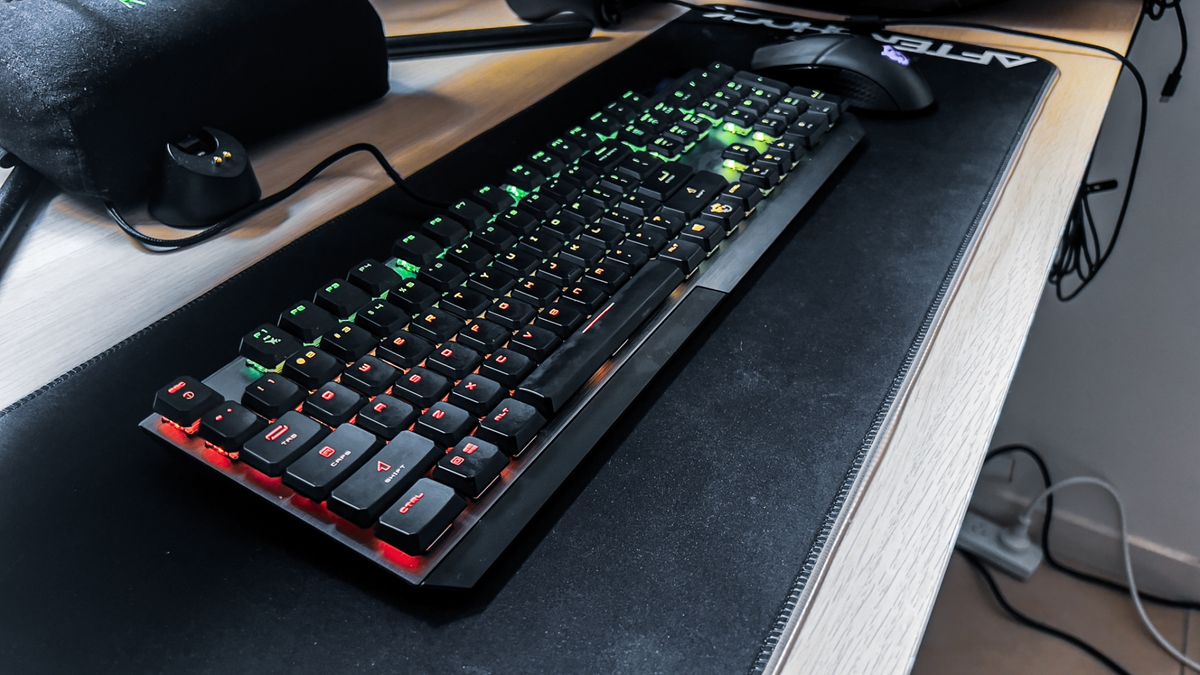 MSI Vigor GK50 Low Profile Gaming Keyboard review | PC Gamer