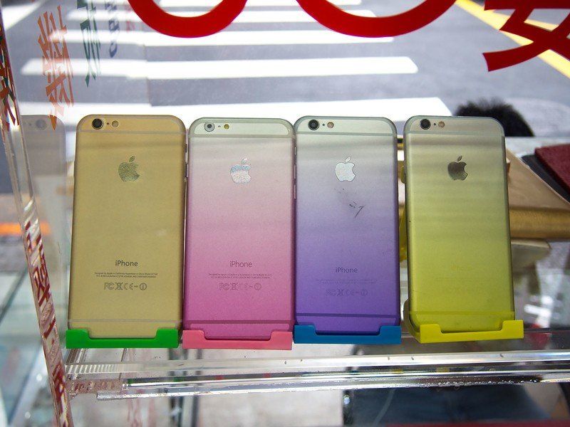 iPhone colors