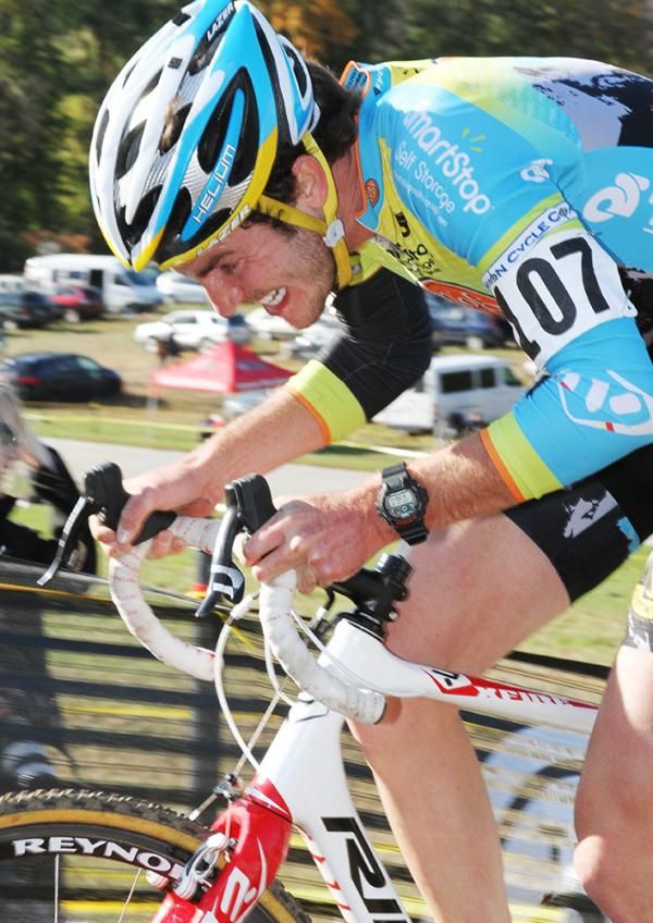 Travis Livermon (SmartStop-MOB p/b Ridley) pushes hard to keep up.