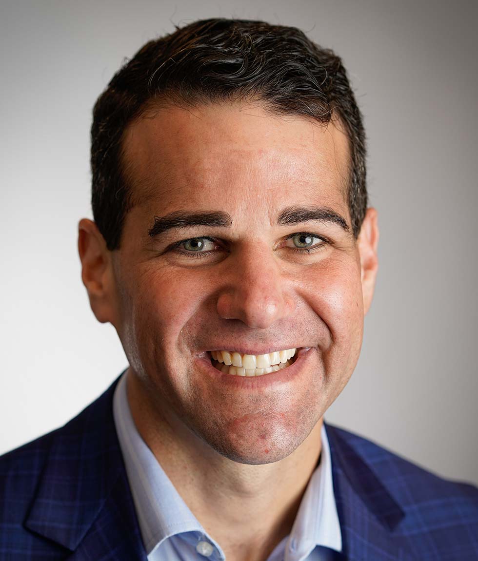 Lee Zurik of Gray Media