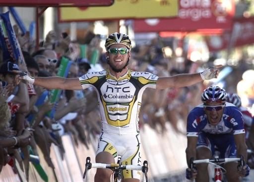 Mark Cavendish (HTC-Columbia) had several bike lengths after the final turn.