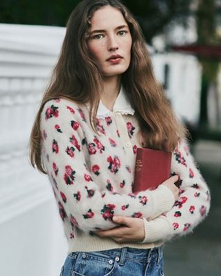 Brushed Cashmere Cropped Cardigan Sweater in Blurry Floral