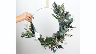 Scandi style half wreath