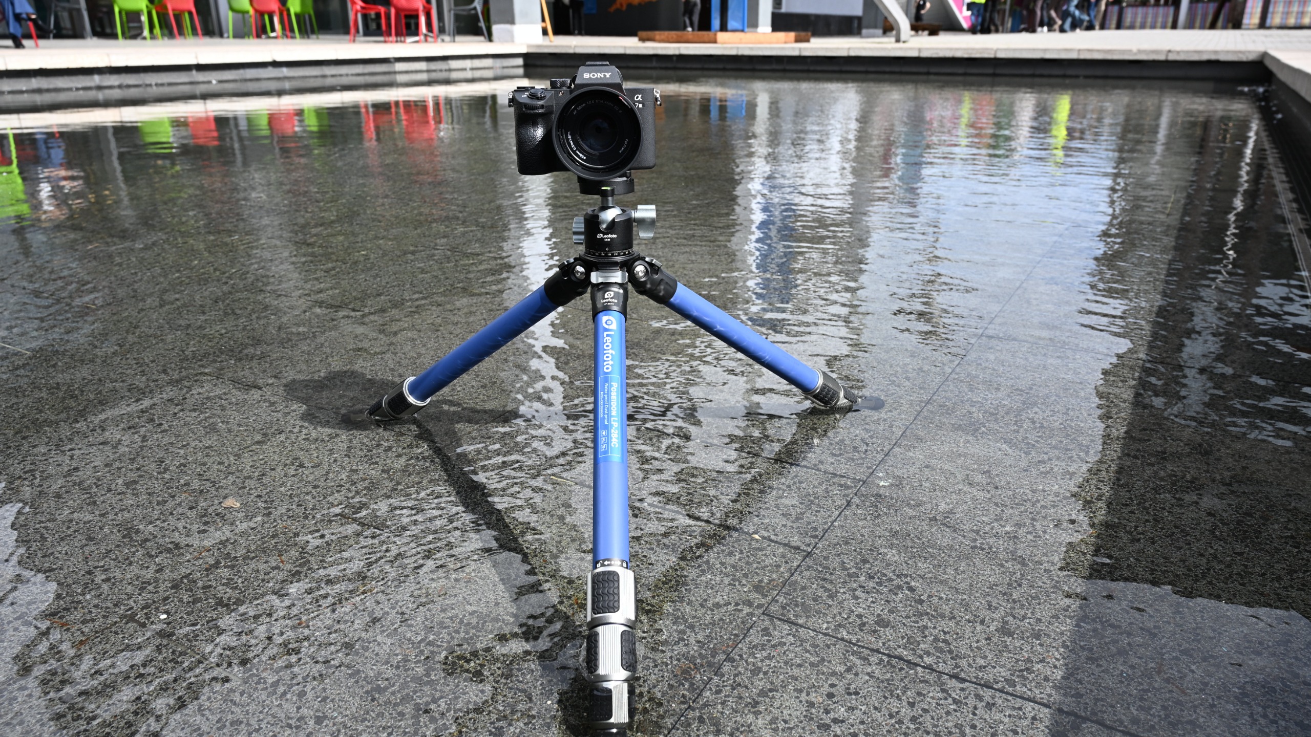 Leofoto Poseidon Ocean LP-284C + LH-30 waterproof tripod