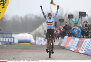 Van Aert: It was one of the best days on the bike - World Championships shorts