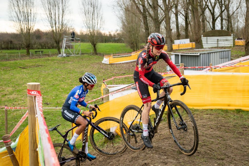 Dutch Denise Betsema and Dutch Ceylin Del Carmen Alvarado compete during the women elite race of the Superprestige Gullegem 7th stage out of 8 in the Superprestige cyclocross cycling competition in Gullegem on January 7 2023 Belgium OUT Photo by DAVID PINTENS BELGA AFP Belgium OUT Photo by DAVID PINTENSBELGAAFP via Getty Images