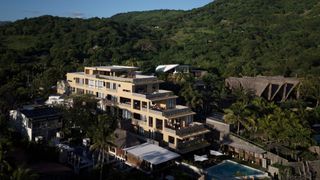 Wave House, El Salvador