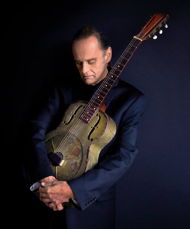 Video Guitarist Walter Trout Who Awaits Liver Transplant To Release New Album June