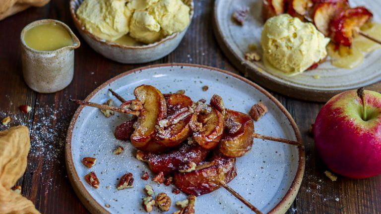 BBQ recipe with apples and caramel