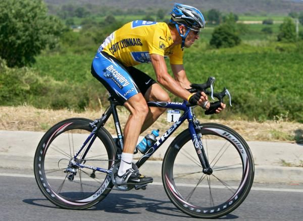 Lance Armstrong (Discovery Channel) rode a prototype Trek Madone SSLx in the 2005 Tour de France. The carbon fiber frame was reinforced with boron fibers to increase stiffness.
